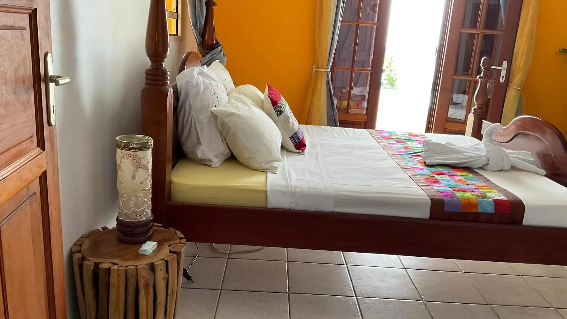 Belle Villa Avec Piscine A Cafeiere Radelin