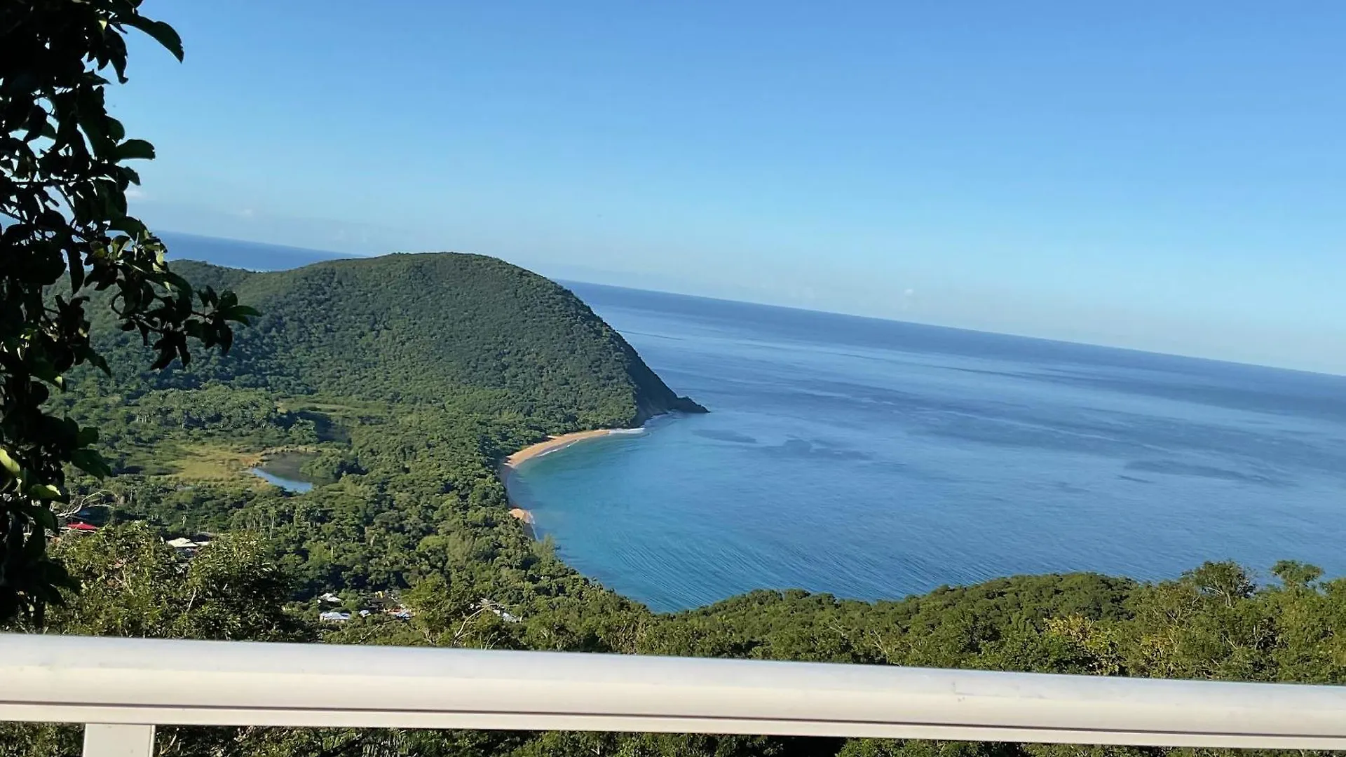 Belle Villa Avec Piscine A Cafeiere Radelin Guadalupe